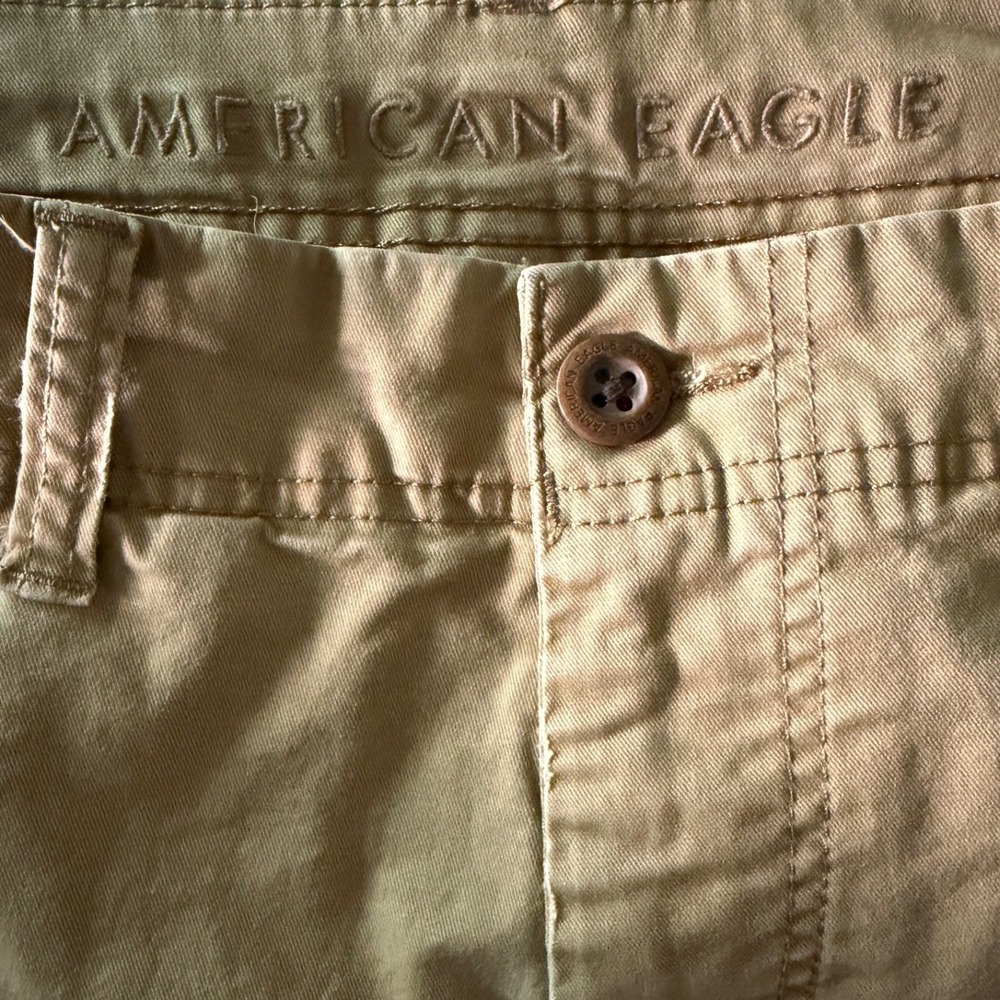 American Eagle Cargo Shorts Mens 33 Classic Flex Khaki Tan Utility EUC - Picture 3 of 6